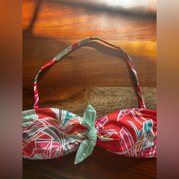 Victoria’s Secret Bikini Top Like New! Tropical Print Size Small - Picture 2 of 13